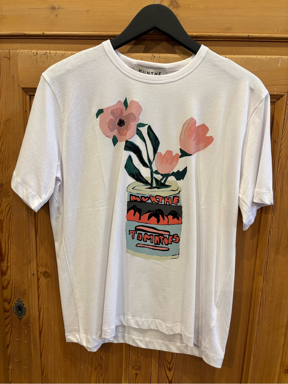 Munthe White Short Sleeve Tee with Pink Floral Can Graphic